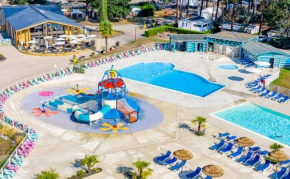 MH T003 3 chambres 38m2 année juin 2021 Clim TV lave vaisselle dans camping 4 étoiles